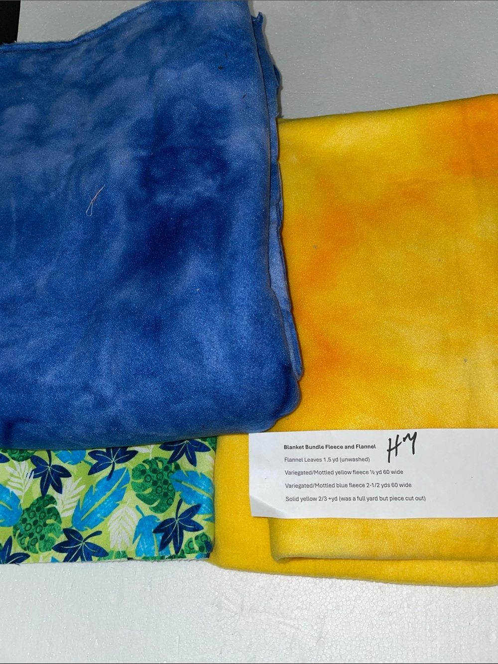 4-5 LB MIXED BLANKET BUNDLE & FLANNEL FABRIC BUNDLE • USABLE PIECES H7 - SEWING